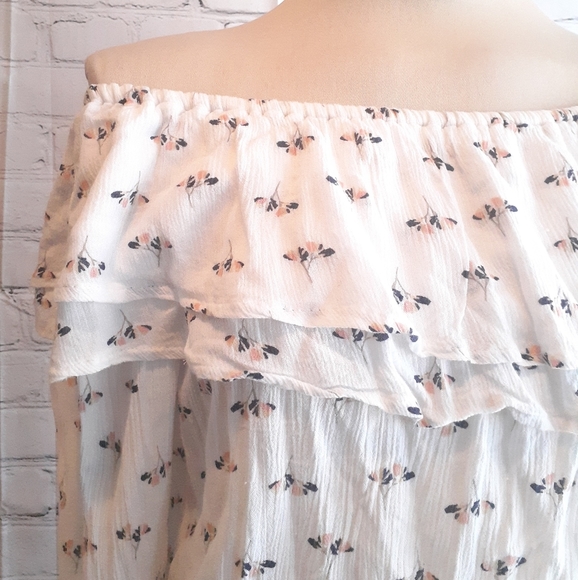 ABERCROMBIE AND FITCH LONG SLEEVE TOP - Picture 10 of 12